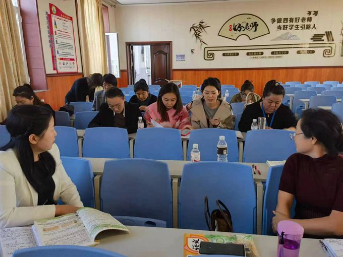 通榆县“‘国培计划（2023）’ ———‘一对一’精准帮扶培训”小学语文学科送教下乡活动8